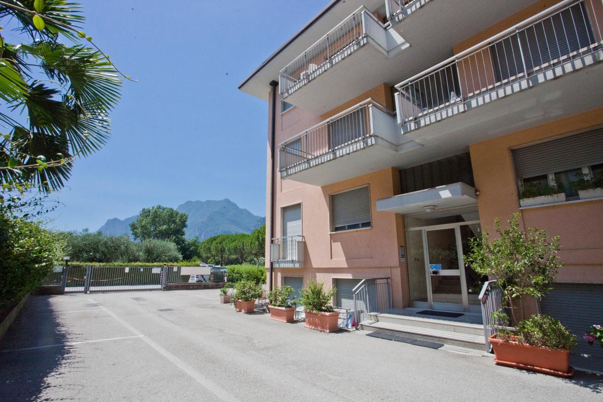La Casa Di Lavinia Apartment Torbole Sul Garda ภายนอก รูปภาพ